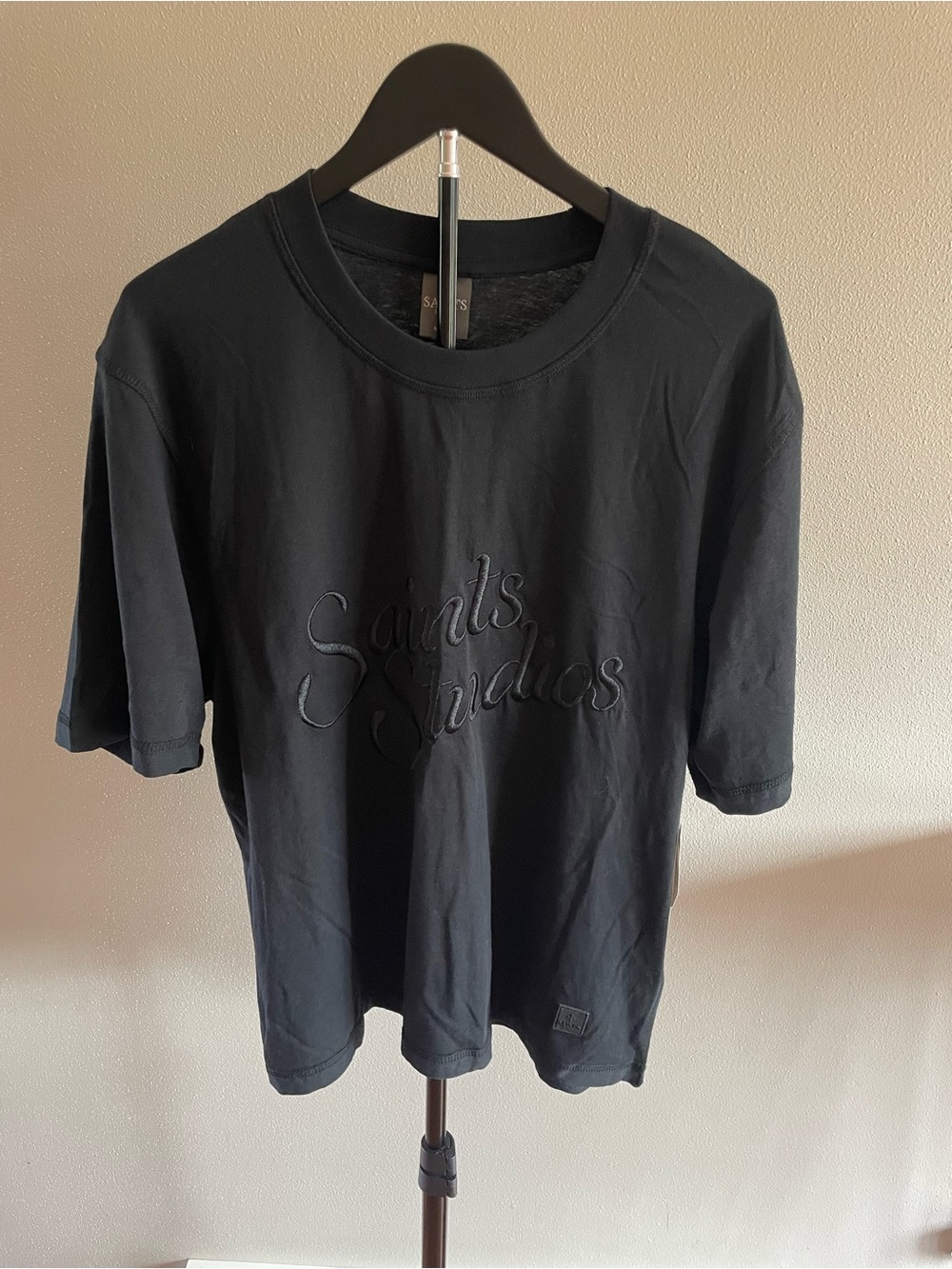 NWT Saints Studios men’s black t-shirt